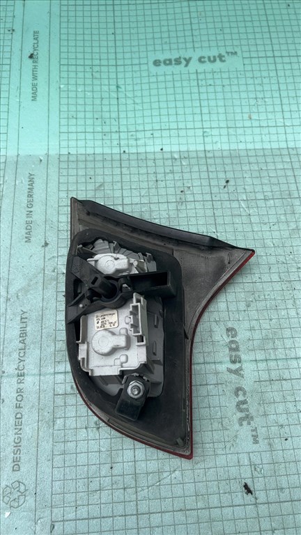 Bal belső hátsó lámpa - Audi A4 B7 2.0 TDI 8E9 945 093 5. kép