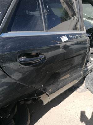Mercedes ML W166 jobb hátsó ajtó  a1667300205