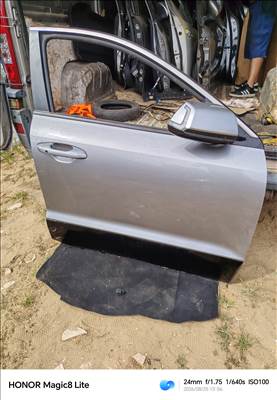 Kia Niro II Jobb első ajtó