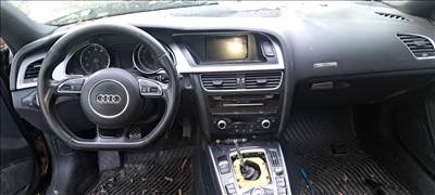 Audi A5 (B8 - 8T) Légzsák air bag szett 