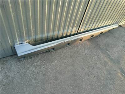 Volkswagen Passat B8 jobb kuszob 3g0853858g