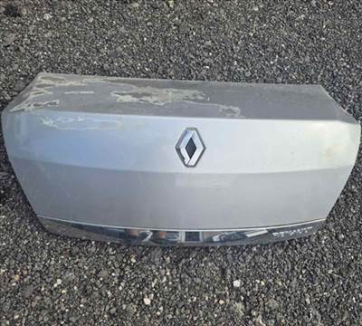 Renault Thalia II hátsó csomagtérajtó LAKKHIBÁS