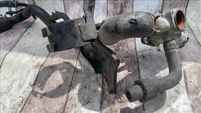 Termosztátház - Audi A3 8L 1.9 TDI 038 121 133 A