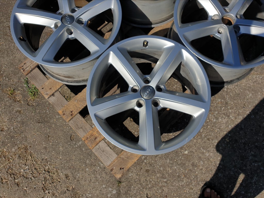 18" 5x112 Audi A4 B8 S-line 4. kép