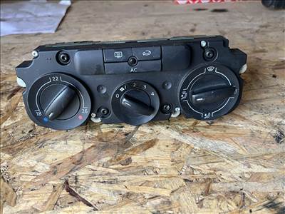 Volkswagen Tiguan I Klíma panel 5M2 820 045 A