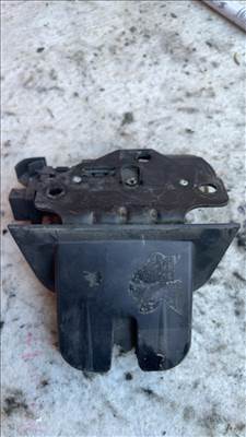 Csomagtérajtó zárszerkezet - Audi A3 8P 1.6 8P4 827 505 B