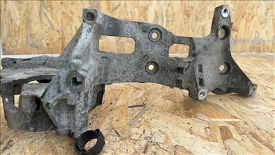 Generátortartó konzol - Volkswagen Golf VII 04L 903 143 D=E