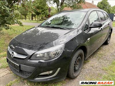 Opel Astra J 1.7 CDTI SportsTourer Ülésfűtés Kormányfűtés Parkradar NAVI600 Kamera Vonóhorog