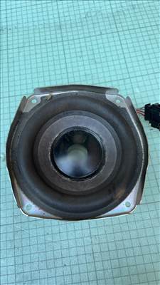 Bal első alsó ajtó Bose Richbass mélyhangszóró ház - Audi A6 (C6) 258028002532097