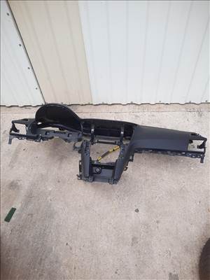 Subaru Legacy V Műszerfalhéj 3577 66204aj010