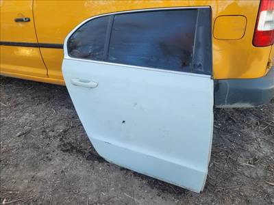 Skoda Superb II jobb hatso ajto
