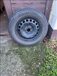  15" használt lemezfelni, rajta 185/65 újszerű Goodyear nyári gumi gumi 