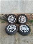  5x114.3 lyukosztású 16" Suzuki (gyári felni) alufelni, rajta 205/60 kopott Semperit téli gumi