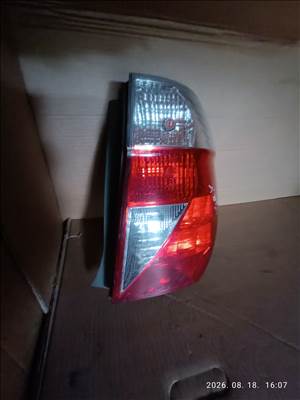 Honda FR-V hátsó lámpa 