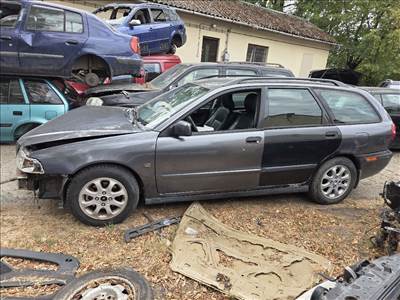 Volvo V40 1.9D féltengely 