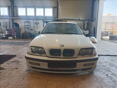 BMW 3 (E46) 320 i - Bontódik!