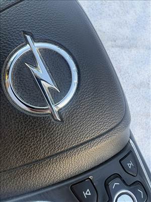 Opel Insignia A kormány 