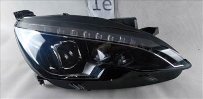 Peugeot 308 II Jobb fényszóró 9677832380