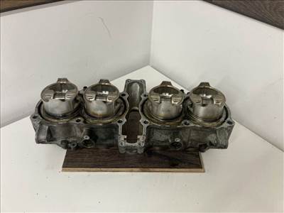 Honda CBR 1000 F (89-92) Henger dugattyúkkal