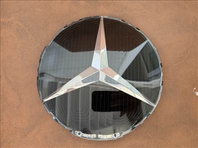 Mercedes-Benz Distrocnic Embléma  a0008880000