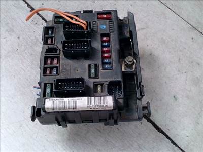 CITROEN C5 -04.09 Biztosítéktábla BCM BSI BSM SAM GEM modul Motortér