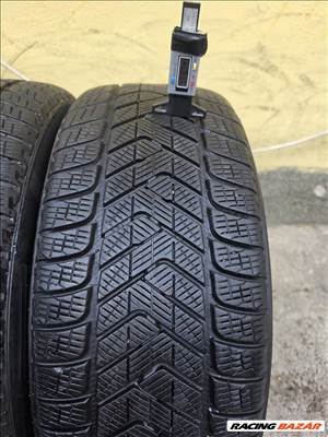  235/5018" újszerű Pirelli téli gumi gumi