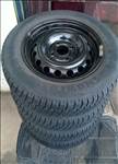 Eladó 4db 13-as 4x100-as Opel,stb lemezfelni 165/70R13 Snowfox téli gumival