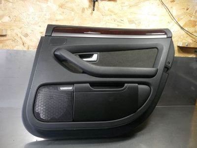 Audi A8 3.0 TDI jobb hátsó ajtókárpit 4E0868066 használt