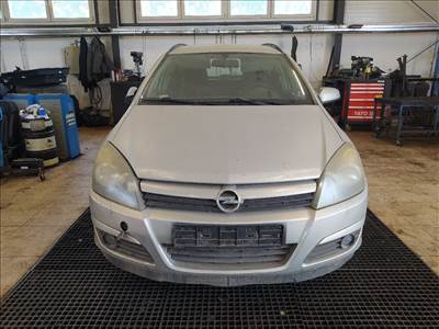 OPEL ASTRA H Kombi 1.8 - Bontódik!