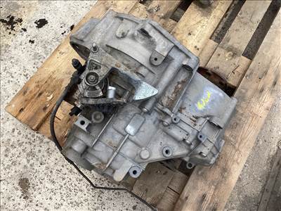 Volkswagen Touran I 2.0 TDI Kdm váltó 
