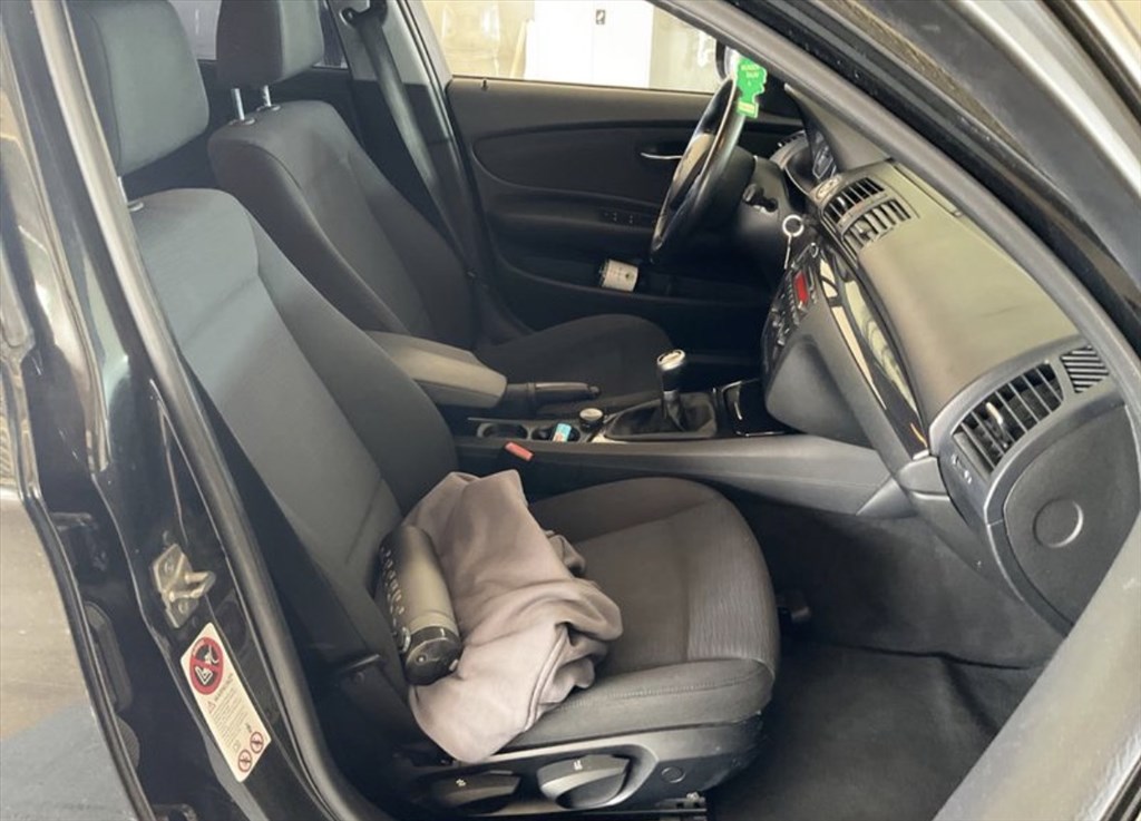 BMW 116 (E81, E82, E87, E88) bontott alkatrészei 3. kép