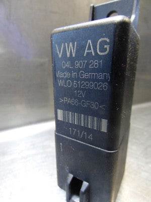Eredeti Audi A1 8X VW dízel 4 hengeres (4Zyl.) motor 12V izzítógyertya-vezérlőegység használt - 04L907281