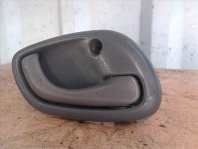 SUZUKI ALTO 02-09 Jobb első belső kilincs