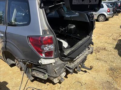 Subaru Forester (SH) vonóhorog 