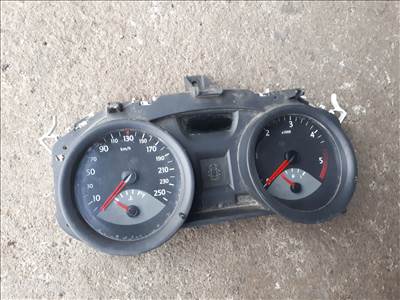 Renault Mégane II 1.5 dCi műszerfal óra  8200399693
