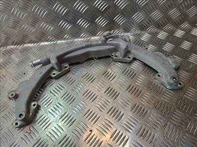 Porsche Cayenne S 92A hűtővízcső 9481081814R használt