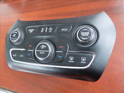 Jeep Cherokee KL 2.0 CRD klímavezérlő egység eredeti használt - 68249515AA