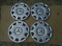 Eladó MERCEDES 15" gyári dísztárcsa garnitúra