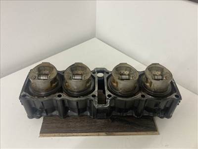 Yamaha FZ 750 (85-88) Henger dugattyúkkal (Felújított)