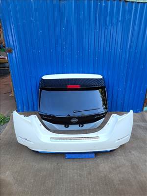 Nissan Leaf 2 II ZE1 2017- gyári 850225SH0H hátsó lökhárító 4 radar sérülésmentes