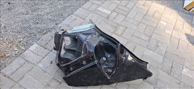 Ford Fiesta Jobb hátsó negyed 