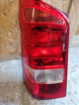 Mercedes Vito W447 bal oldali hátsó lámpa.  a4478201164