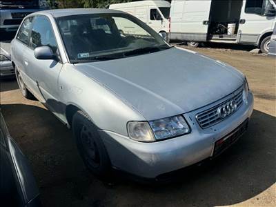 Audi A3 1.9 TDI -AHF-  bontott alkatrészei