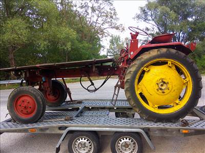 RS 09-2 TIPUSÚ,1962-ES ÉVJÁRATÚ,RÉGI NDK-ÁS ESZKÖZHORDÓ TRAKTOR MAGYAR PAPIROKKAL