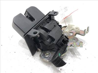 SKODA RAPID (NH3, NK3, NK6) 2012 - 2022 Hátsó csomagtérajtó zár 8R0827505