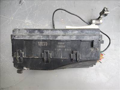 Volvo V50 motortéri biztosítéktábla  30679815 8688040