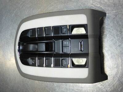 Porsche Panamera 970 utastér-világítás utastérlámpa 7PP959551EL használt