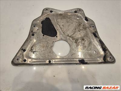 BMW X6 E71 Alsó motorburkolat 6786568