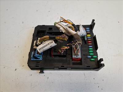 Citroen C4  bsi modul 9663510180