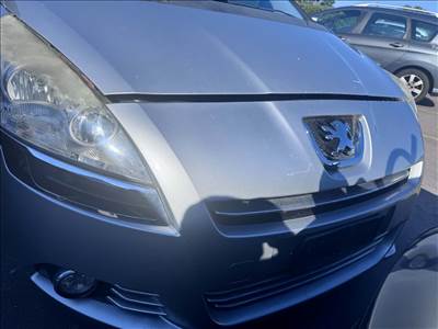 Peugeot 5008 I karosszéria alkatrészek 